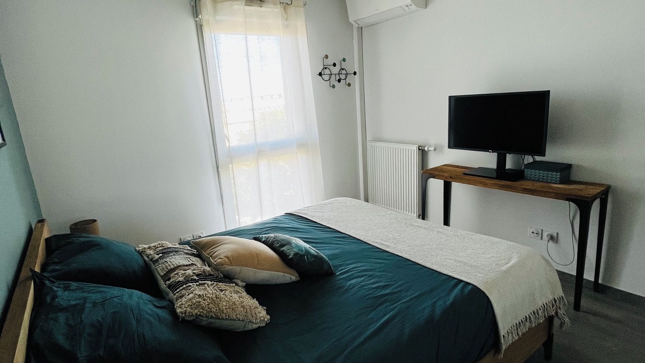 Photo of Bedroom in Bassins a Flot