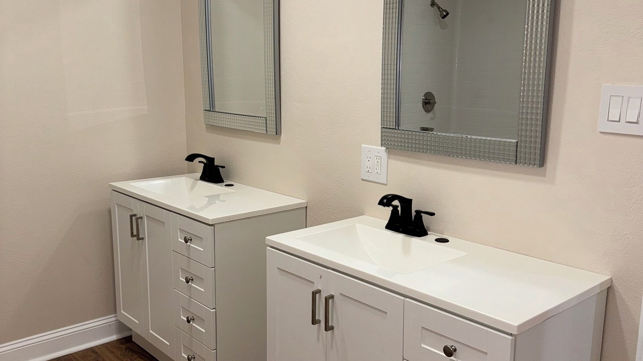 Photo of Bathroom in Blytheville