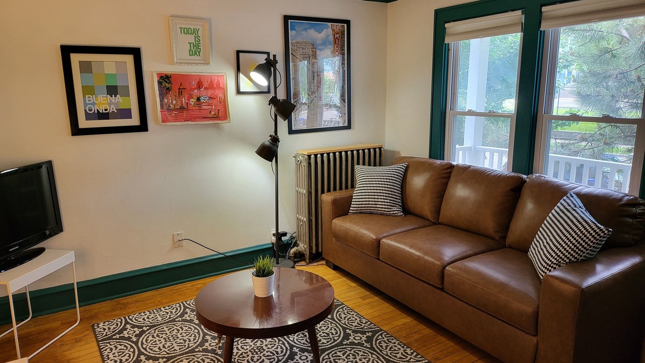 Photo of Livingroom in Fifth Ward
