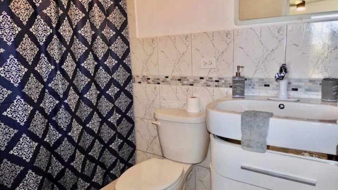Photo of Bathroom in Estate Grange