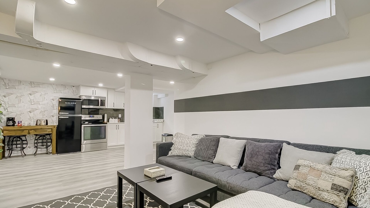 Photo of Livingroom in Etobicoke