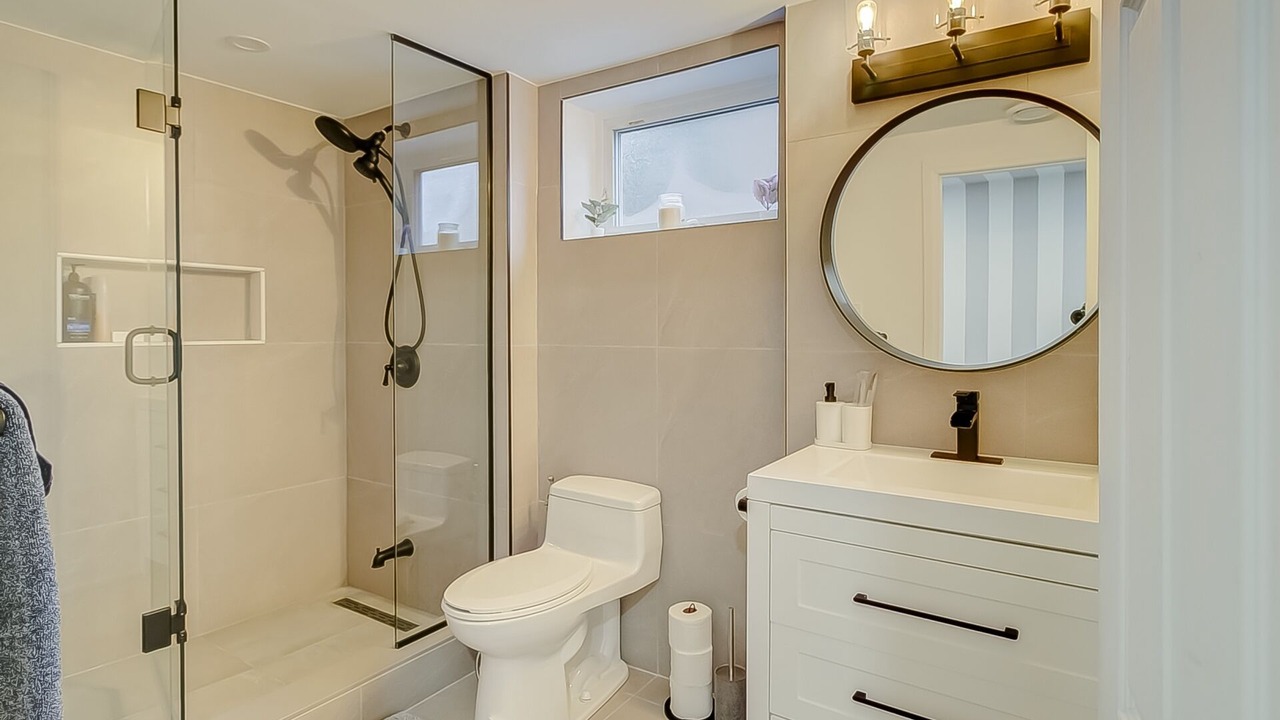 Photo of Bathroom in Etobicoke
