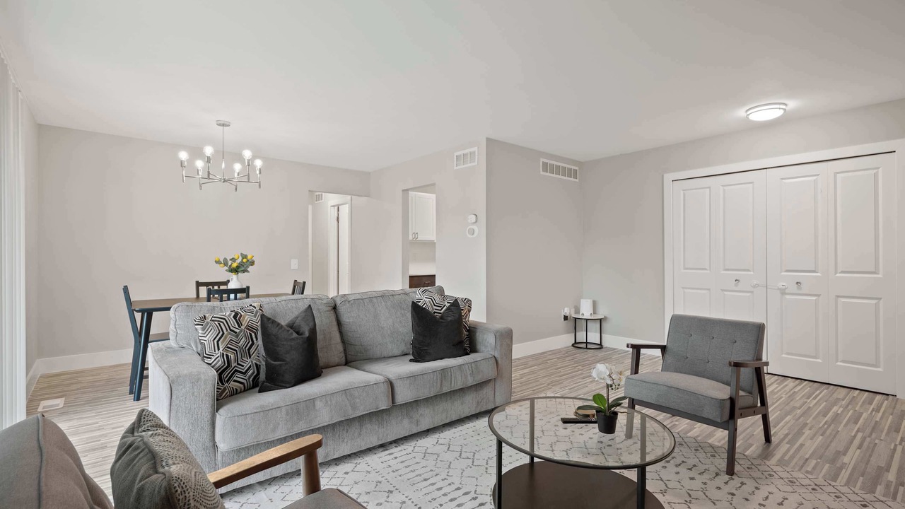 Photo of Livingroom in Rochester