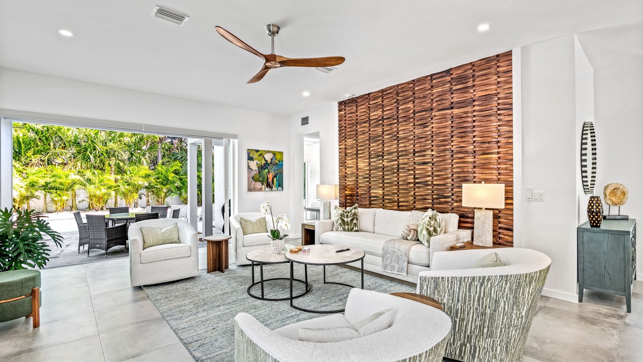 Photo of Livingroom in Arlington Park