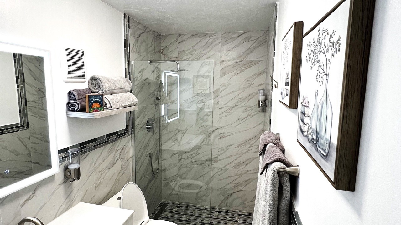 Photo of Bathroom in Manati