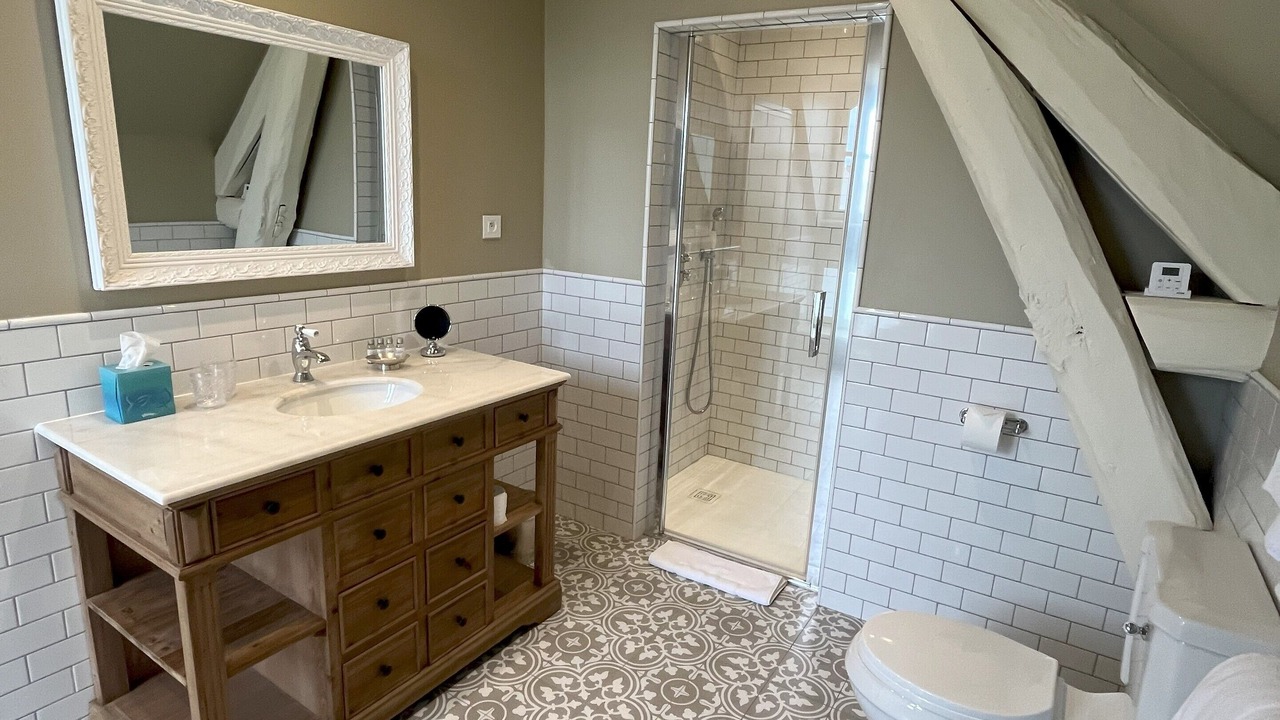 Photo of Bathroom in Meursault
