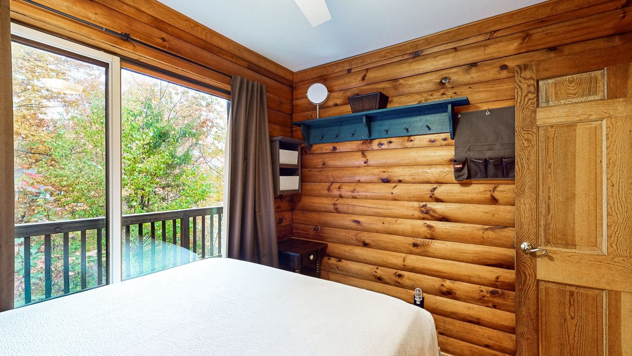 Photo of Bedroom in Valois