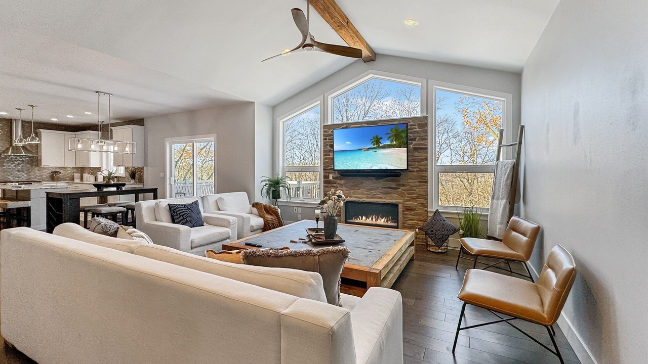 Photo of Livingroom in Madison