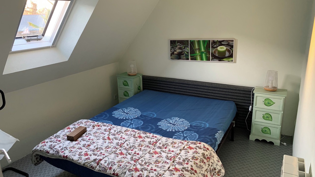 Photo of Bedroom in Locoal-Mendon