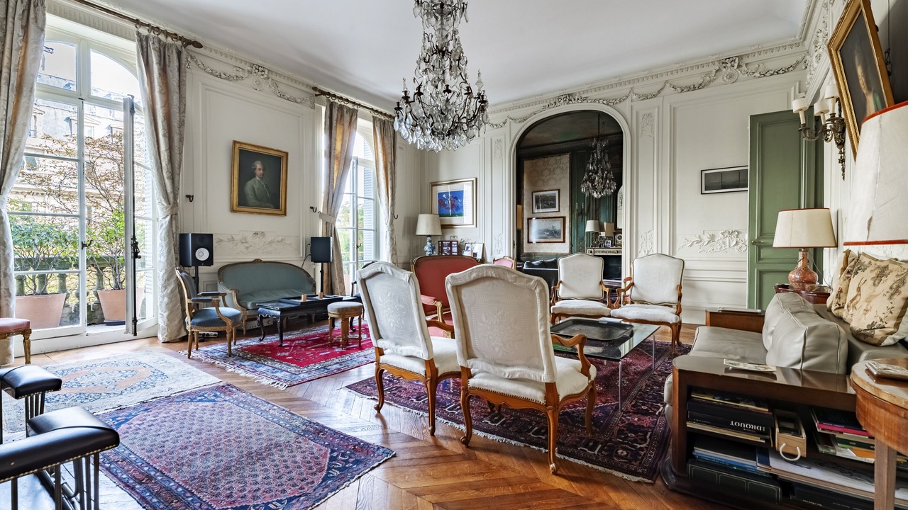 Photo of Livingroom in Faubourg-du-Roule