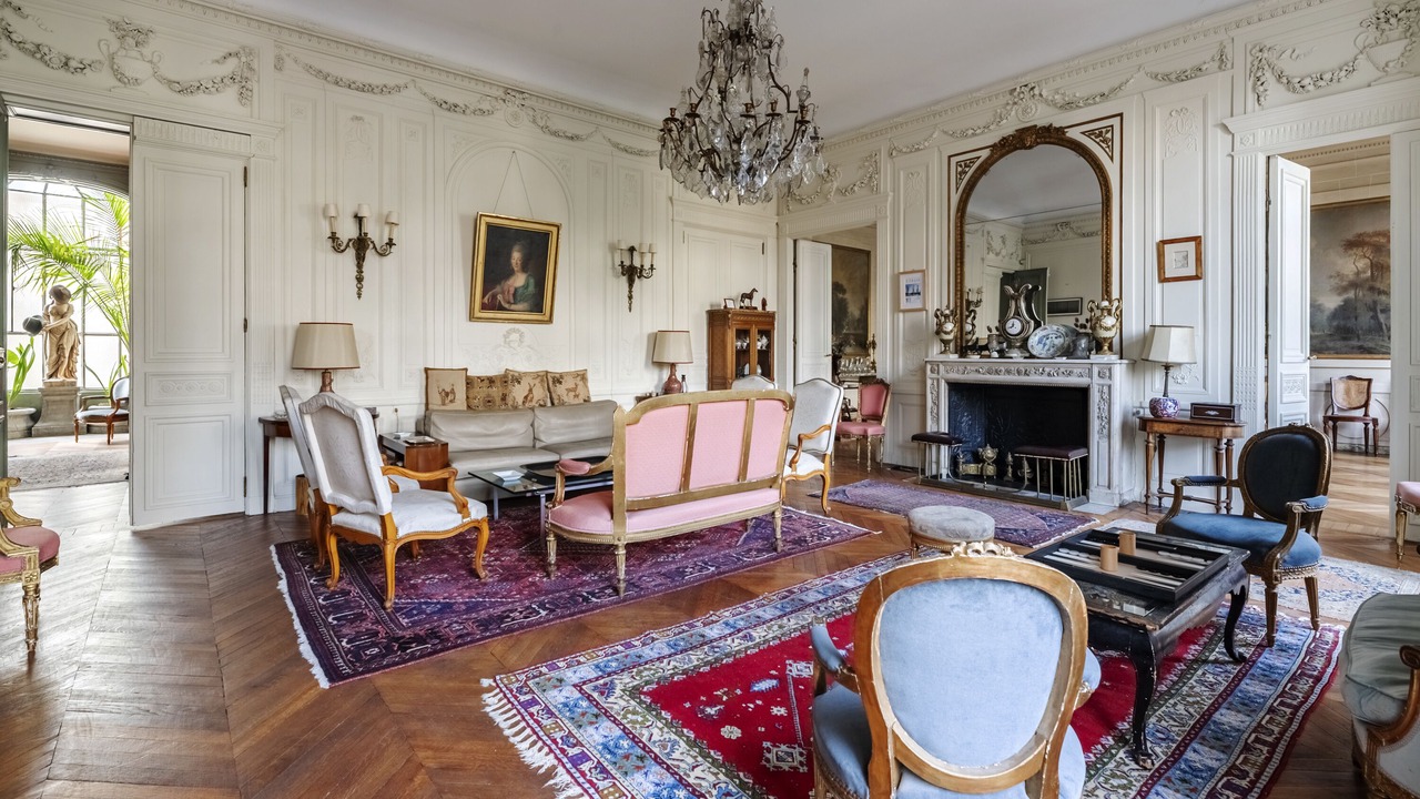Photo of Livingroom in Faubourg-du-Roule