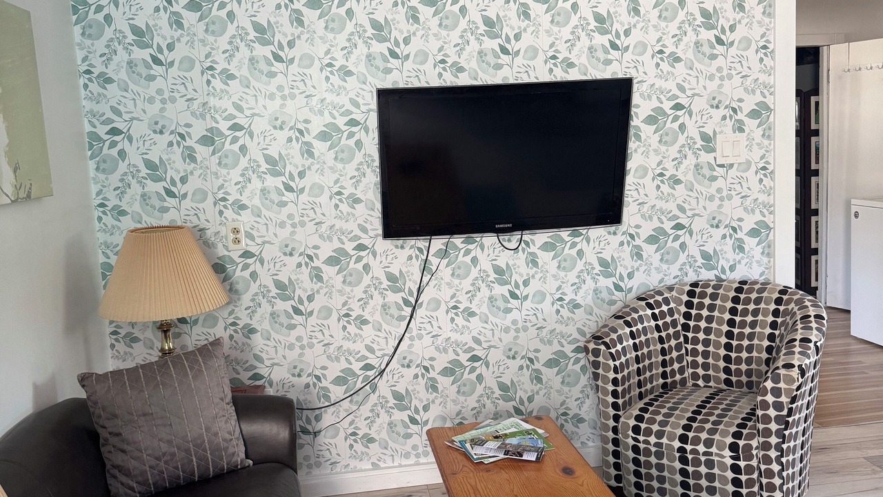 Photo of Livingroom in Okanagan-Similkameen