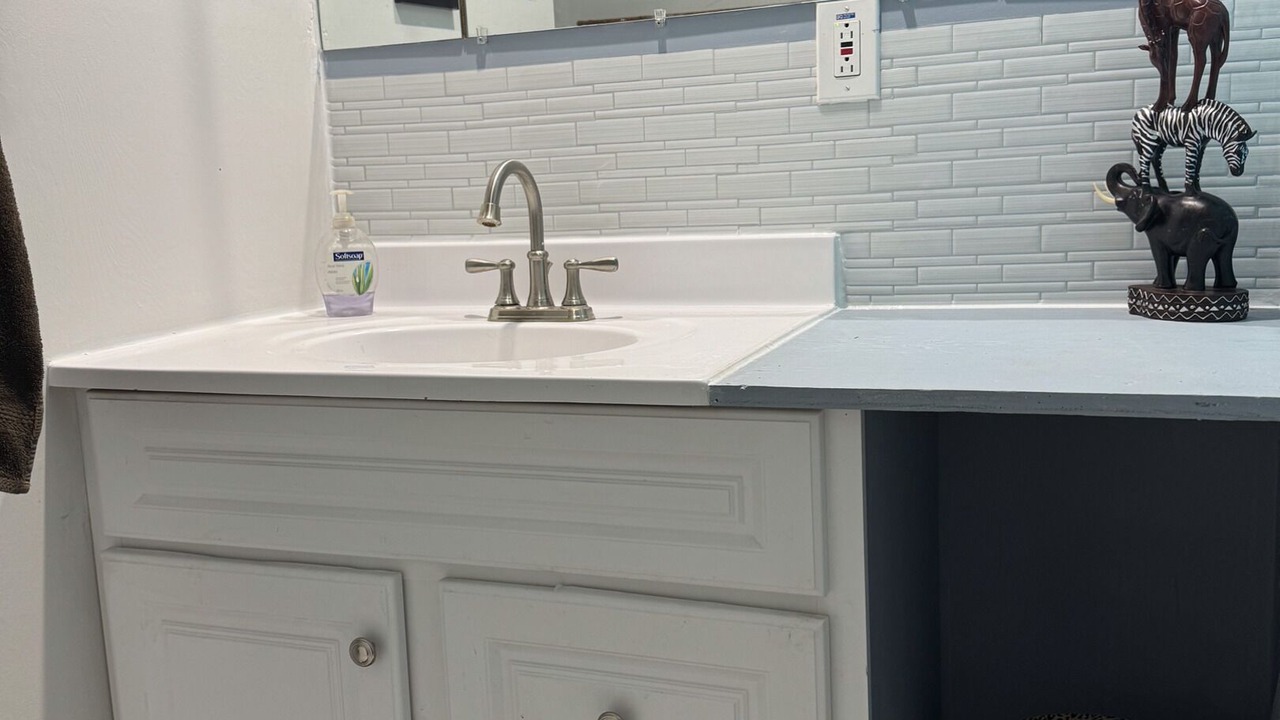 Photo of Bathroom in Okanagan-Similkameen