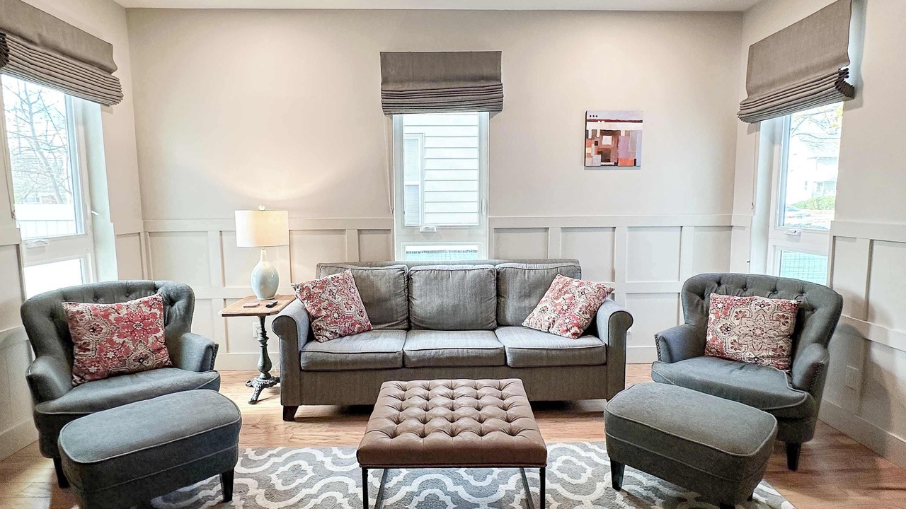 Photo of Livingroom in Burns Park