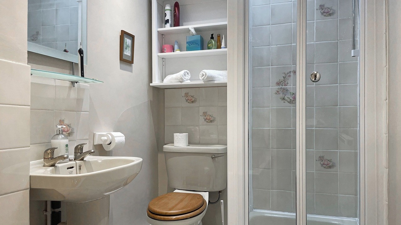 Photo of Bathroom in Youlgreave