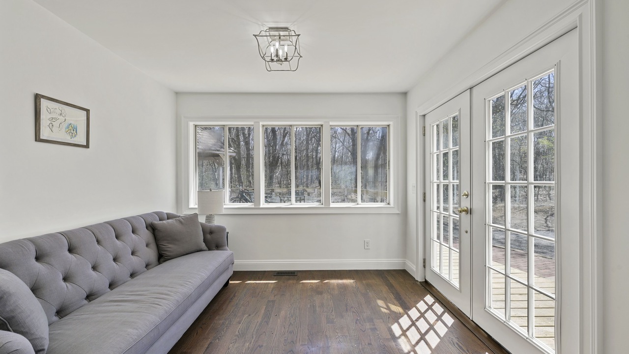 Photo of Livingroom in Noyack