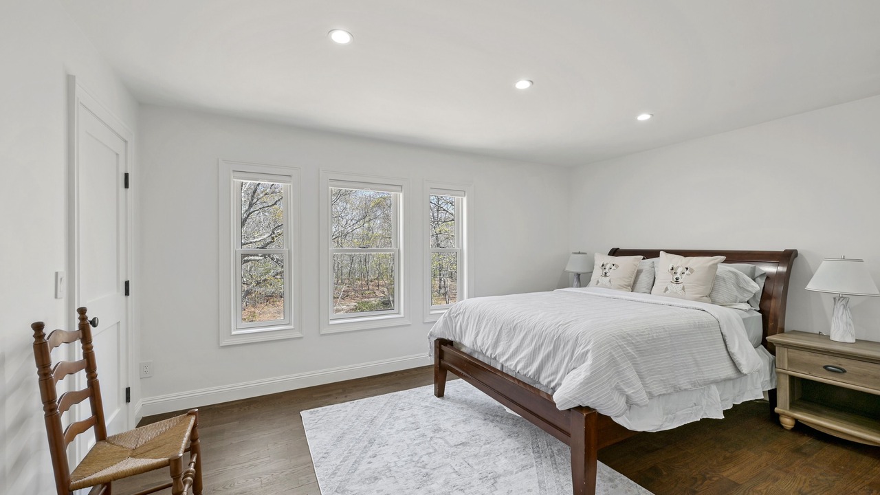 Photo of Bedroom in Noyack