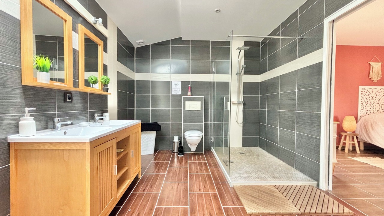 Photo of Bathroom in Cubnezais