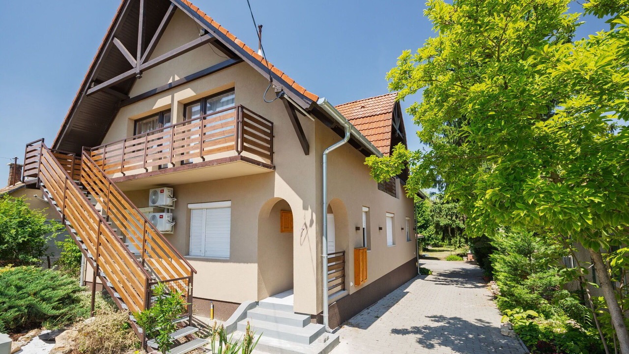 Photo of Patio Balcony in Balatonlelle