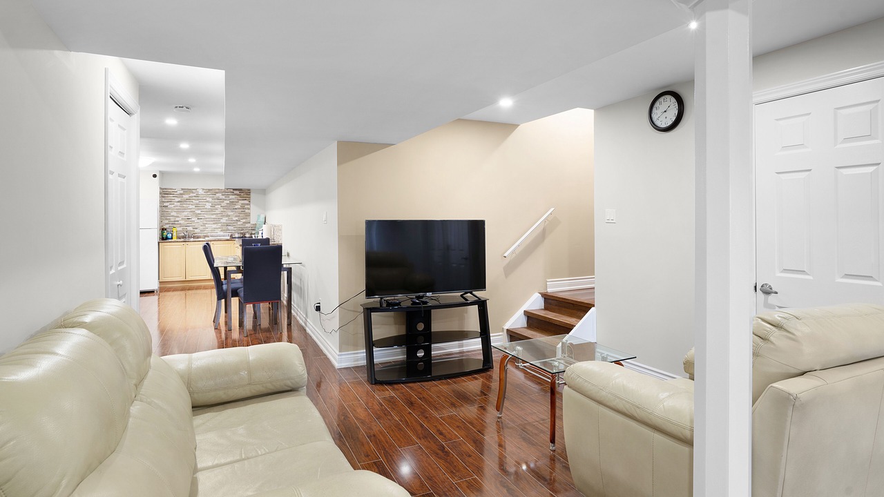 Photo of Livingroom in Durham Region