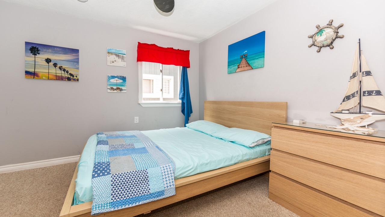Photo of Bedroom in Central Elgin