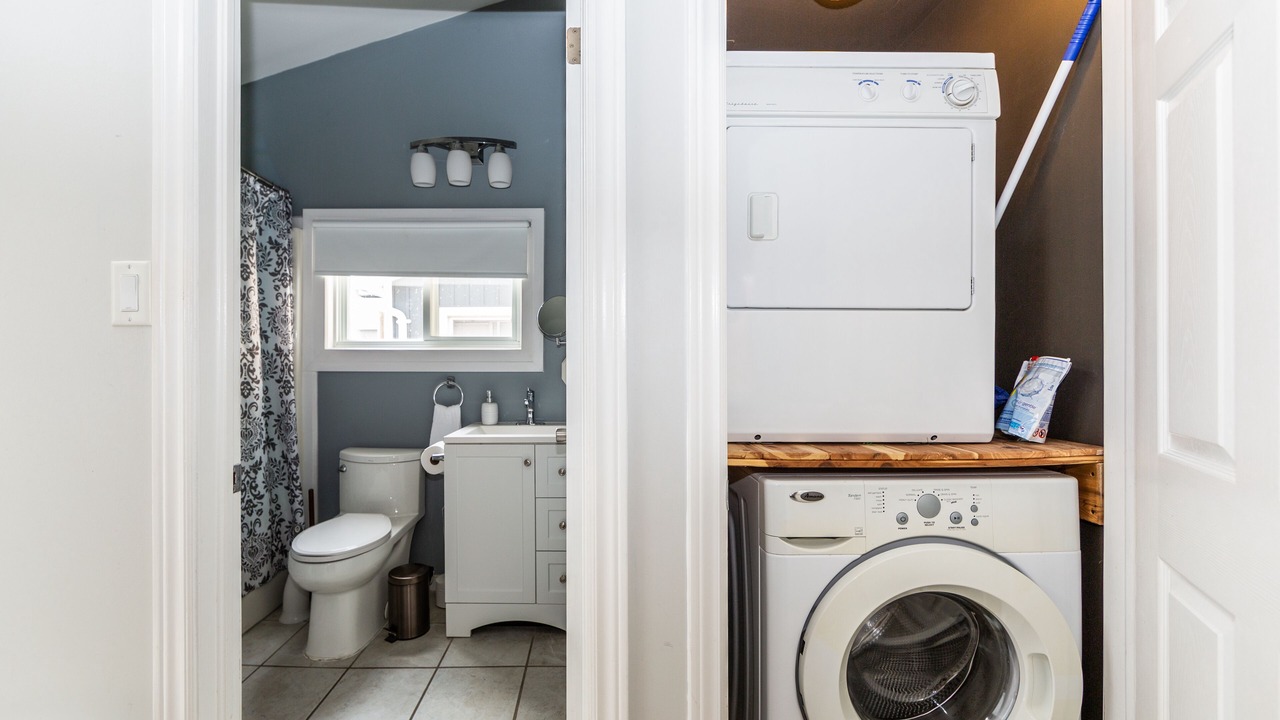 Photo of Bathroom in Central Elgin