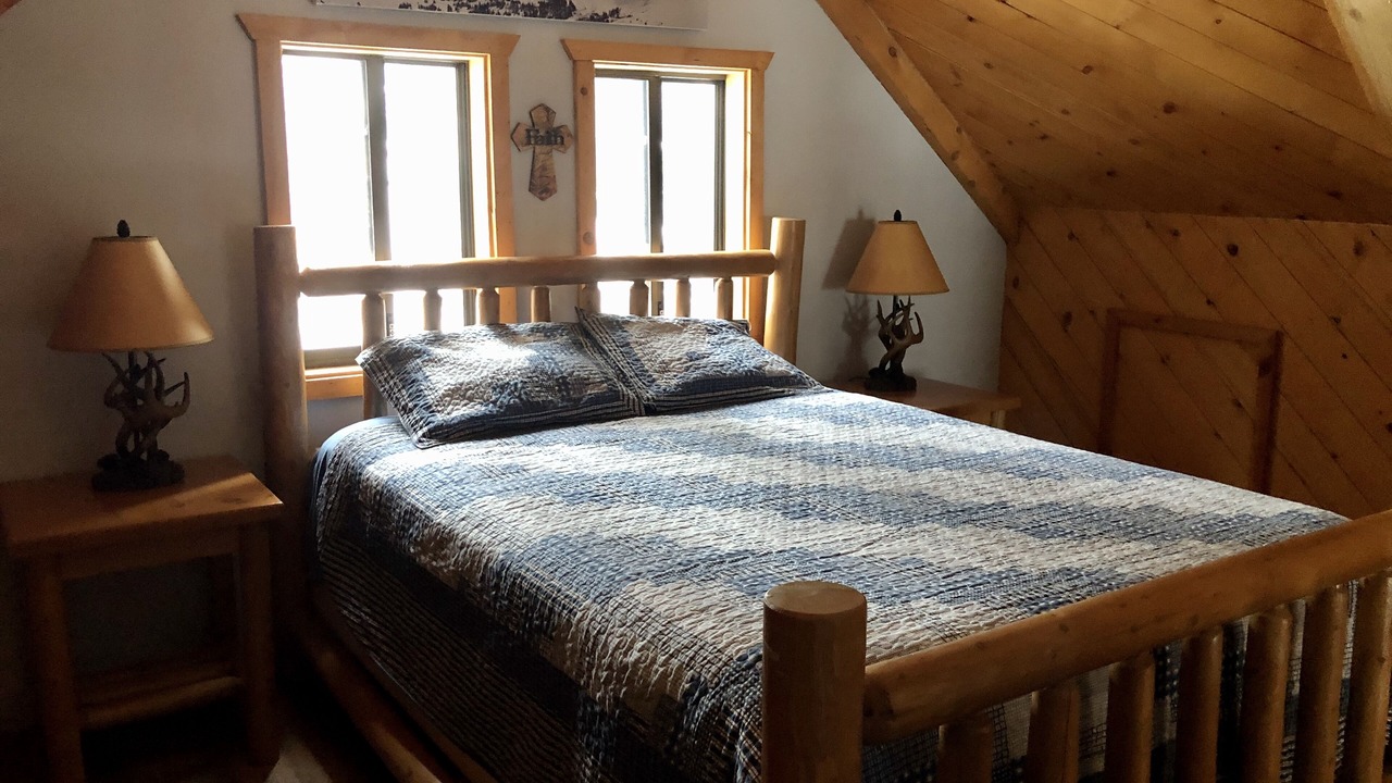 Photo of Bedroom in Silver Gate