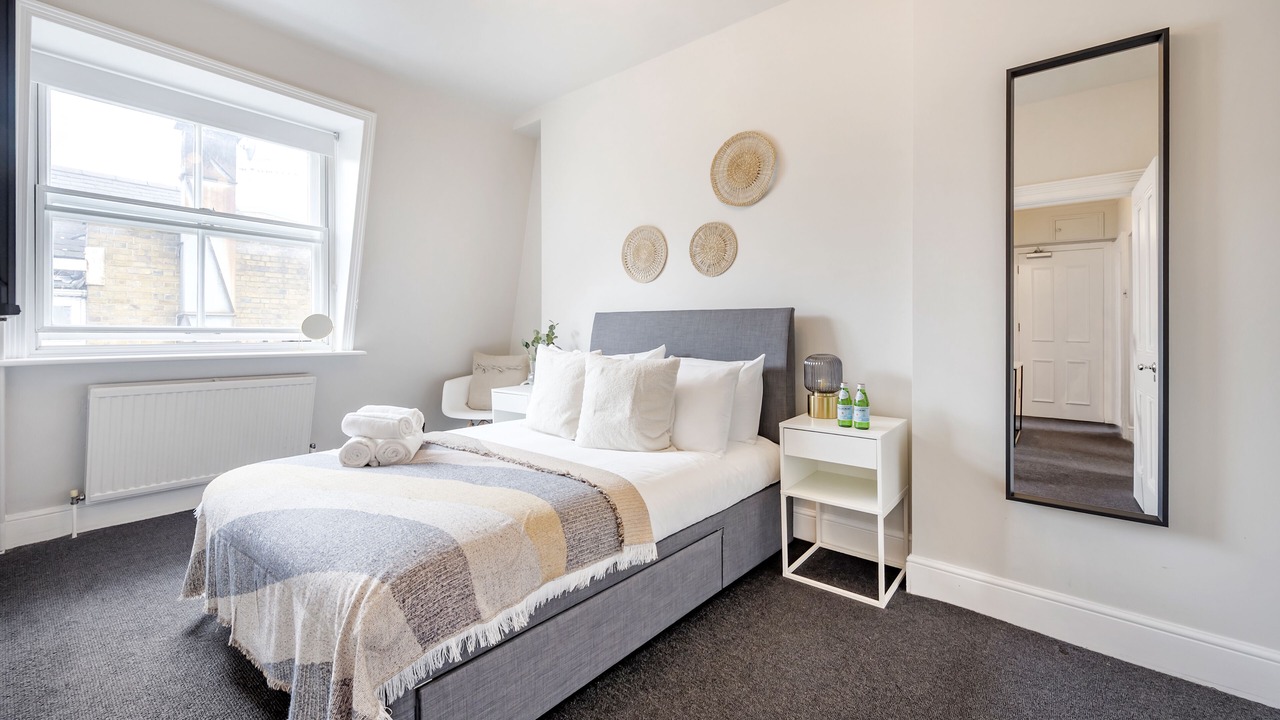 Photo of Bedroom in Covent Garden