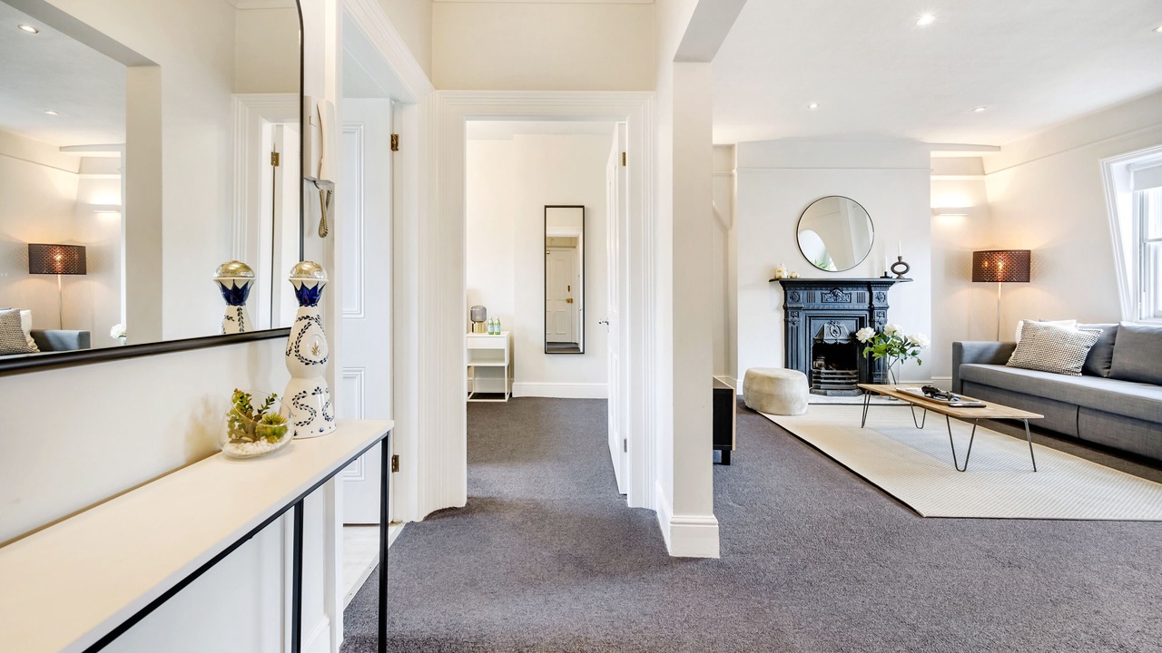 Photo of Livingroom in Covent Garden
