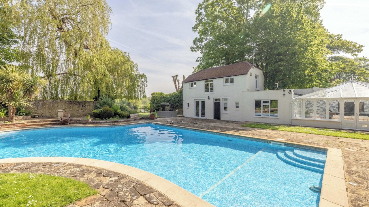 Photo of Outdoor in Windsor