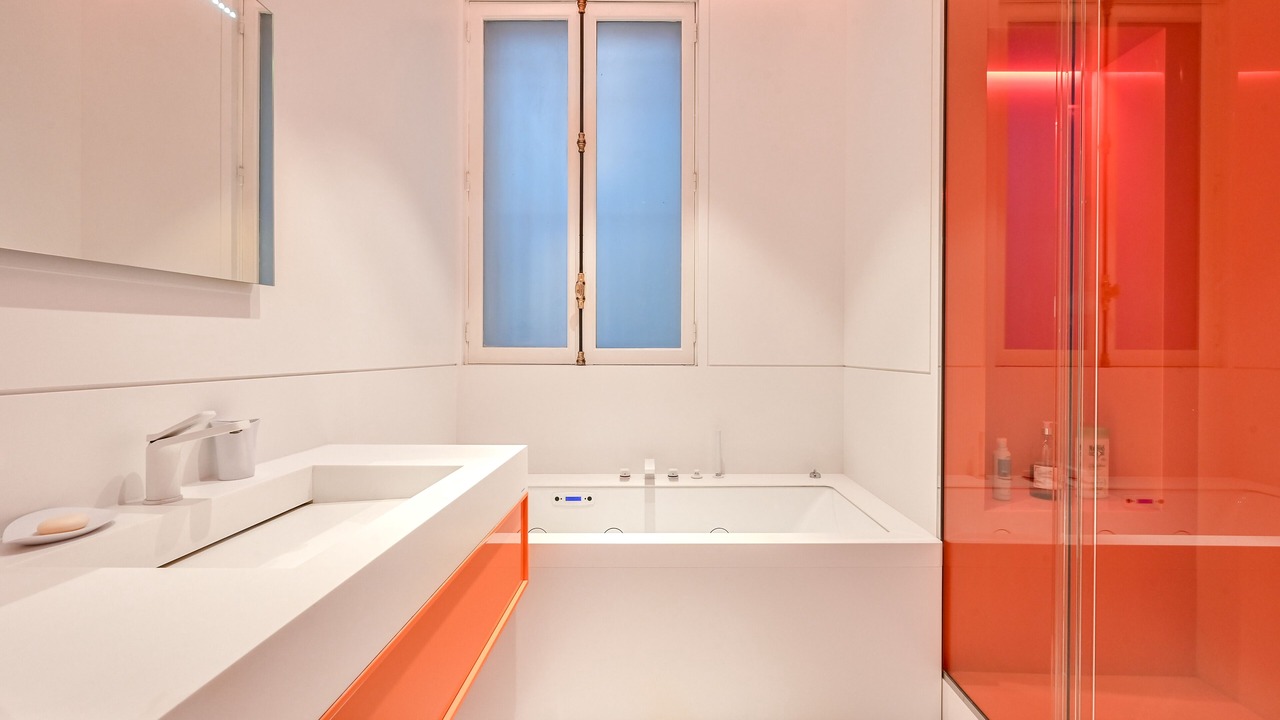Photo of Bathroom in Faubourg-du-Roule