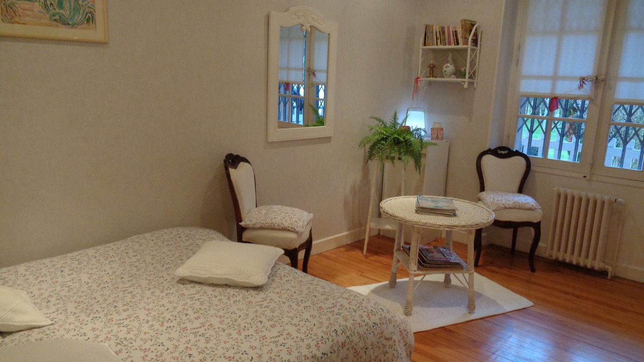 Photo of Bedroom in Aussillon