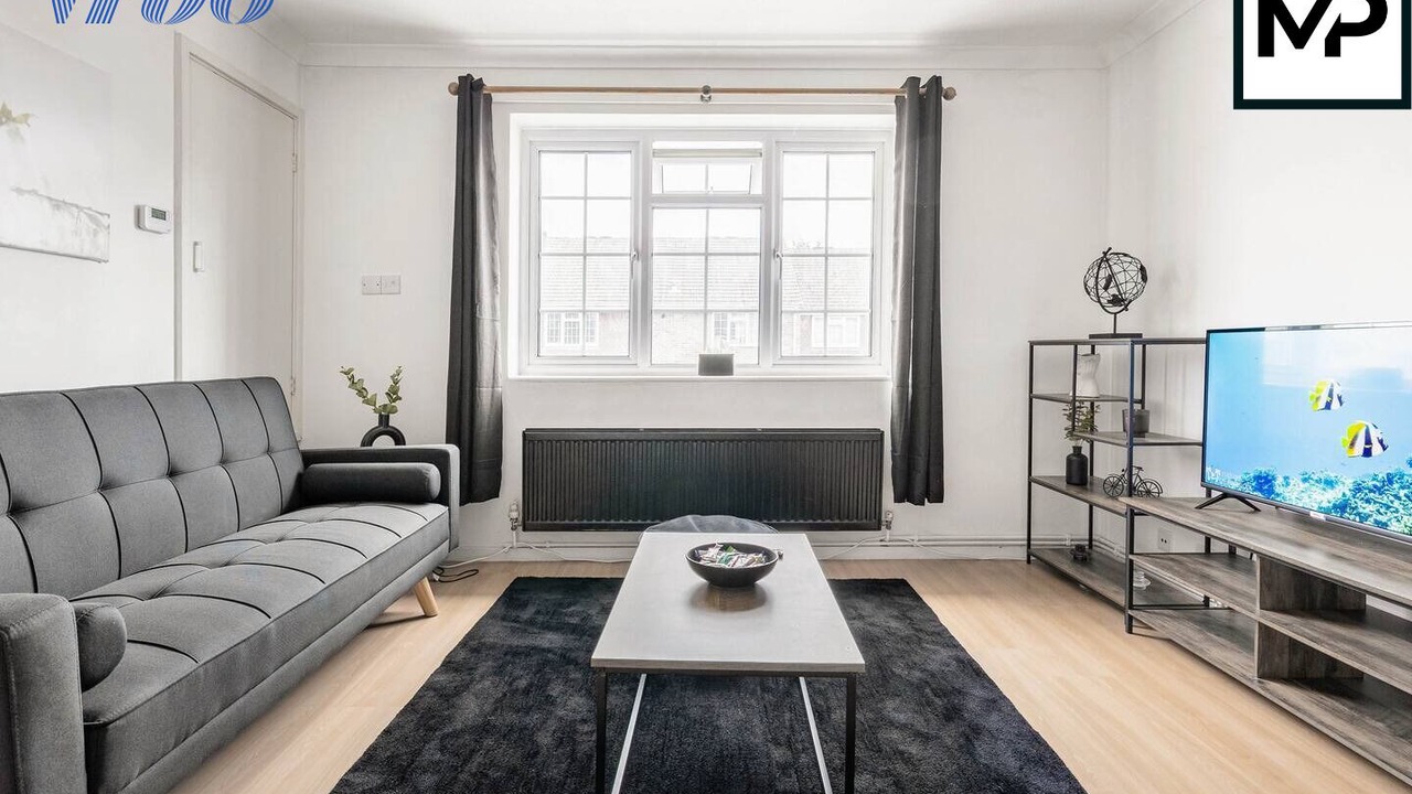 Photo of Livingroom in Epsom
