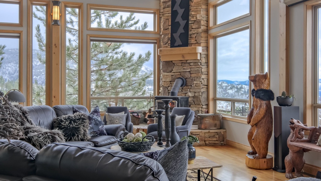 Photo of Bedroom in Okanagan-Similkameen