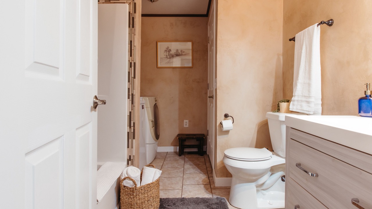 Photo of Bathroom in Ste Genevieve