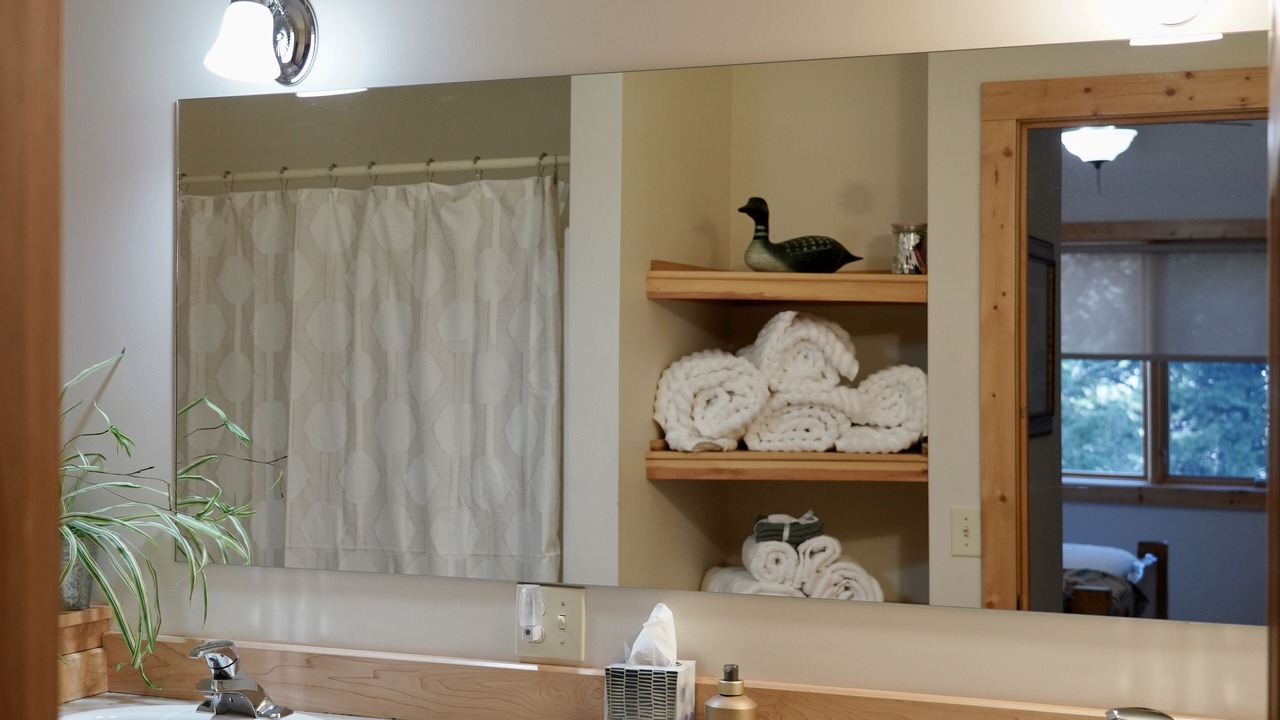 Photo of Bathroom in Emigrant