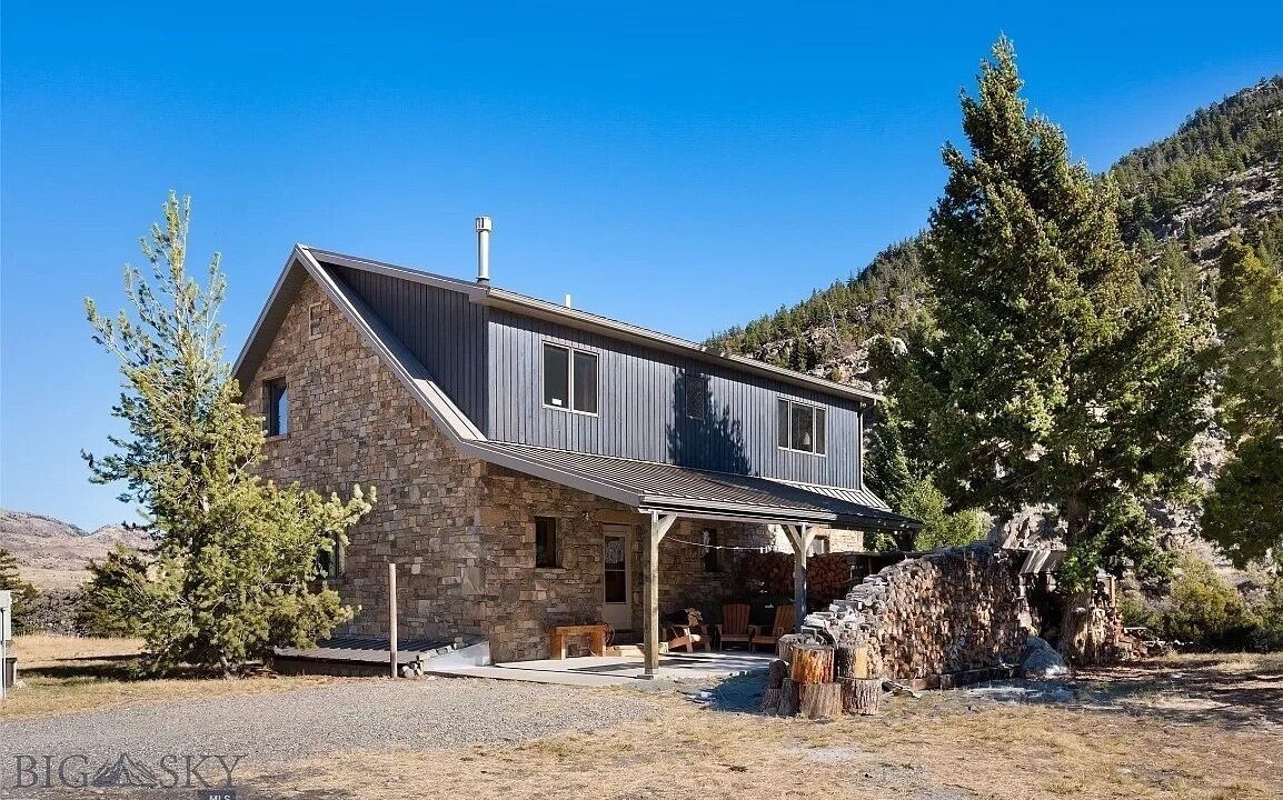 Photo of Outdoor in Emigrant