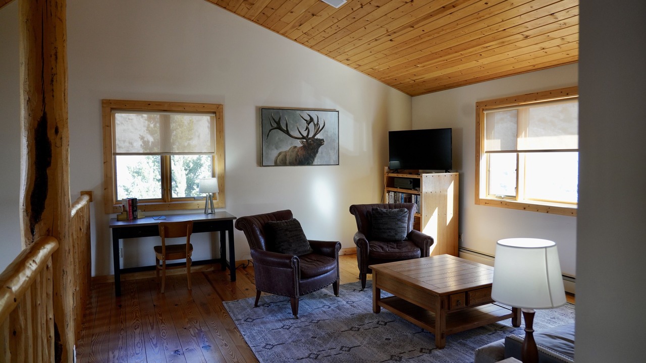 Photo of Livingroom in Emigrant