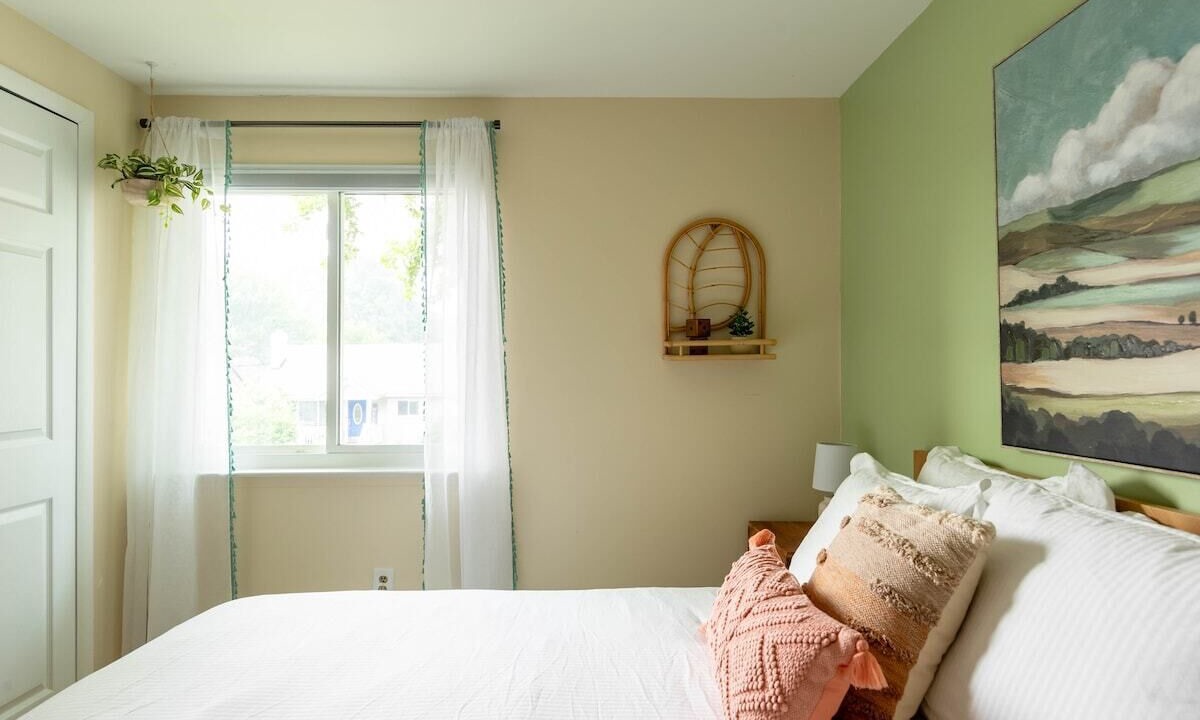 Photo of Bedroom in Clawson