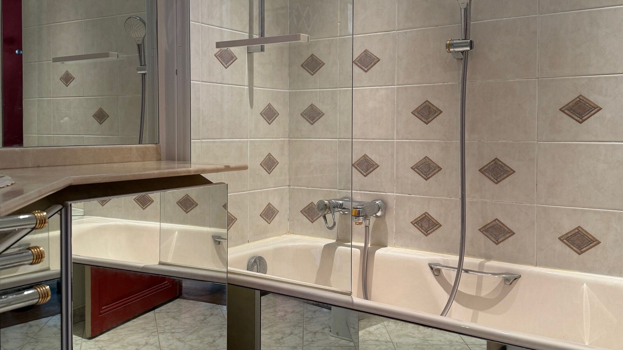 Photo of Bathroom in Passy