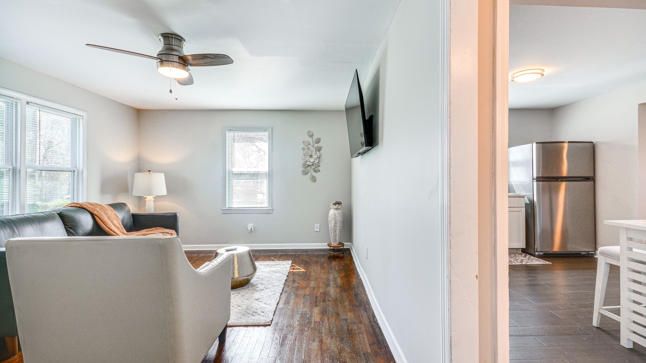 Photo of Livingroom in Jamestown
