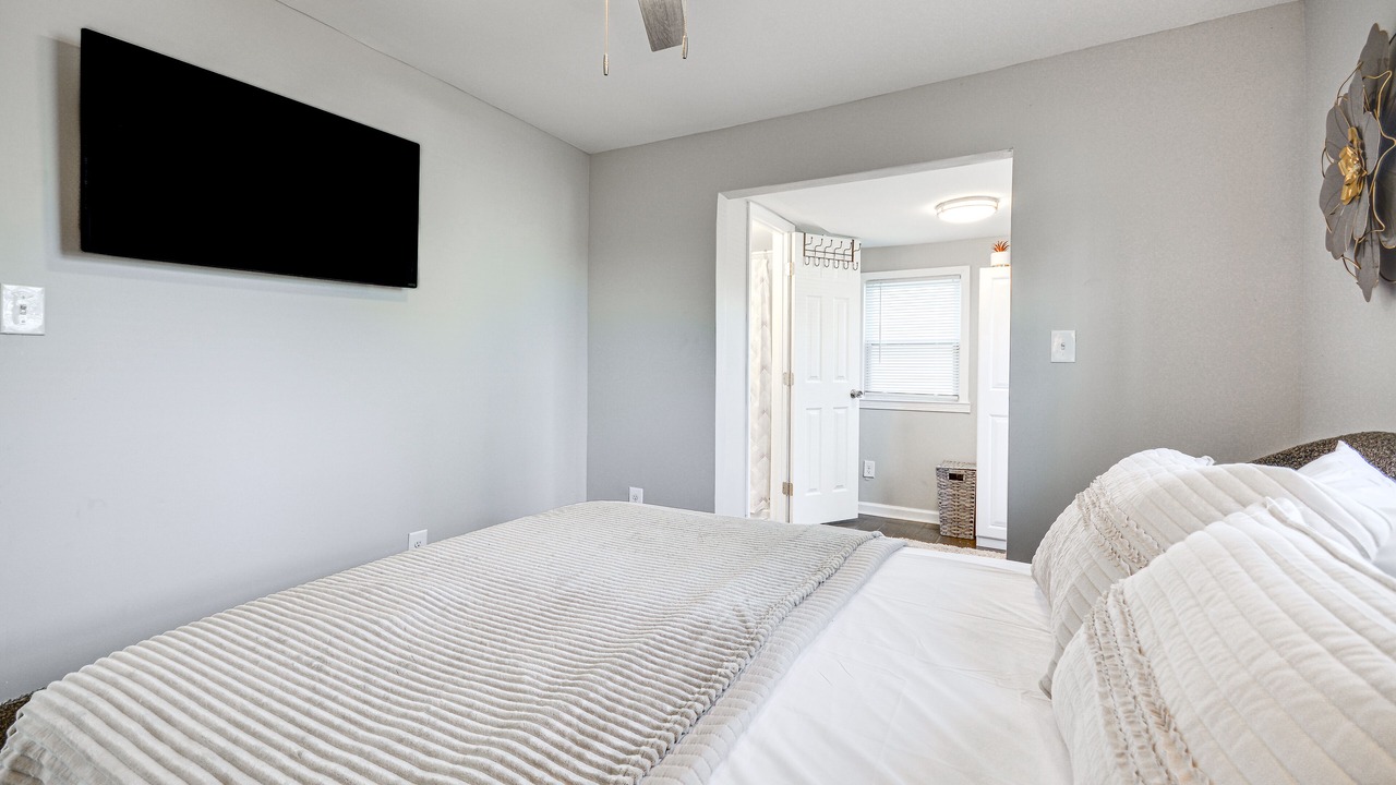 Photo of Bedroom in Jamestown