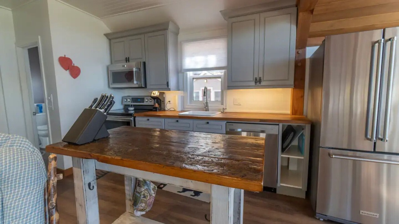 Photo of Kitchen in Muskoka Lakes