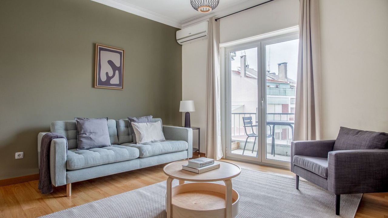 Photo of Livingroom in Linda-a-Velha