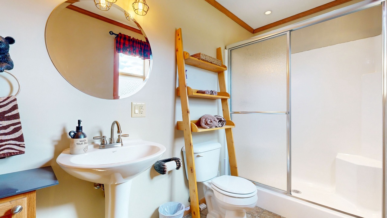 Photo of Bathroom in Murphysboro