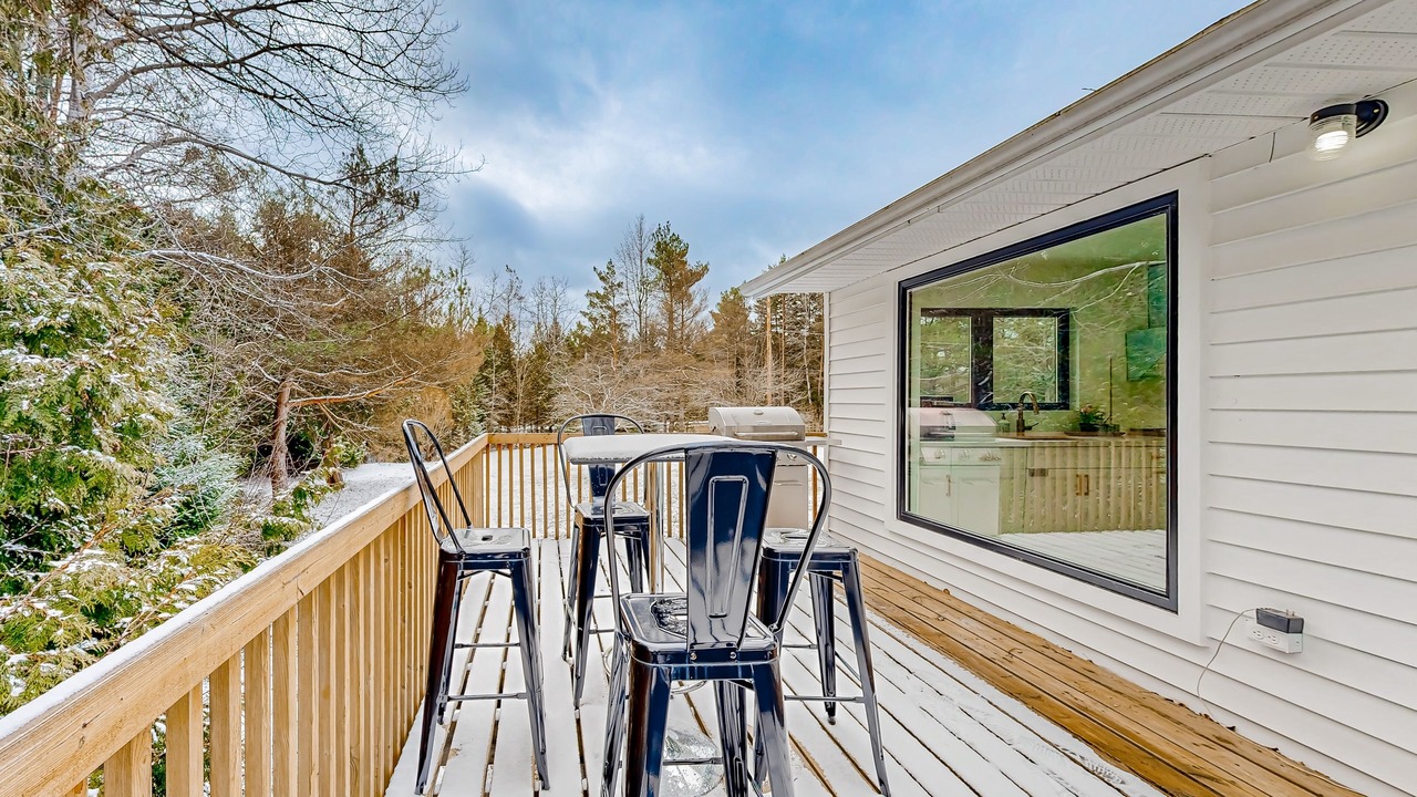 Photo of Outdoor in Springwater