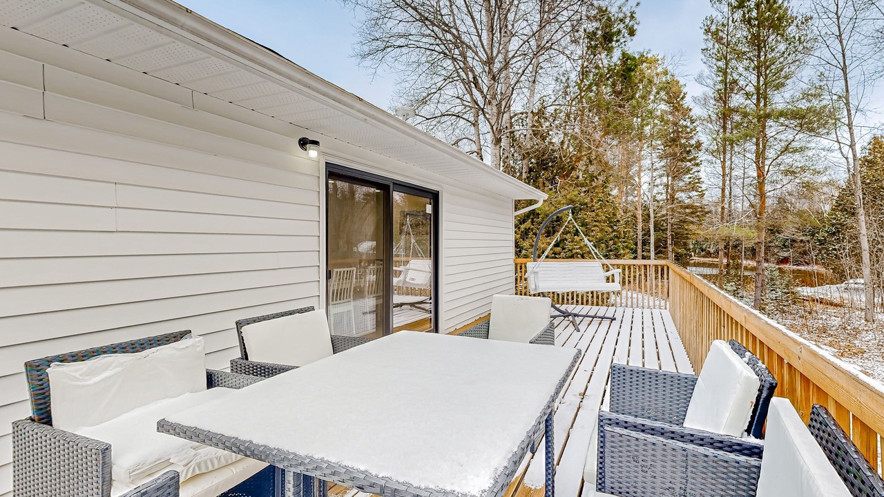 Photo of Outdoor in Springwater