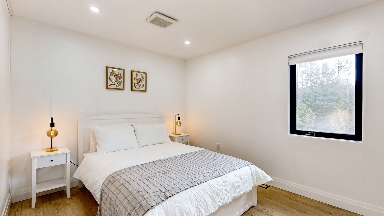 Photo of Bedroom in Springwater