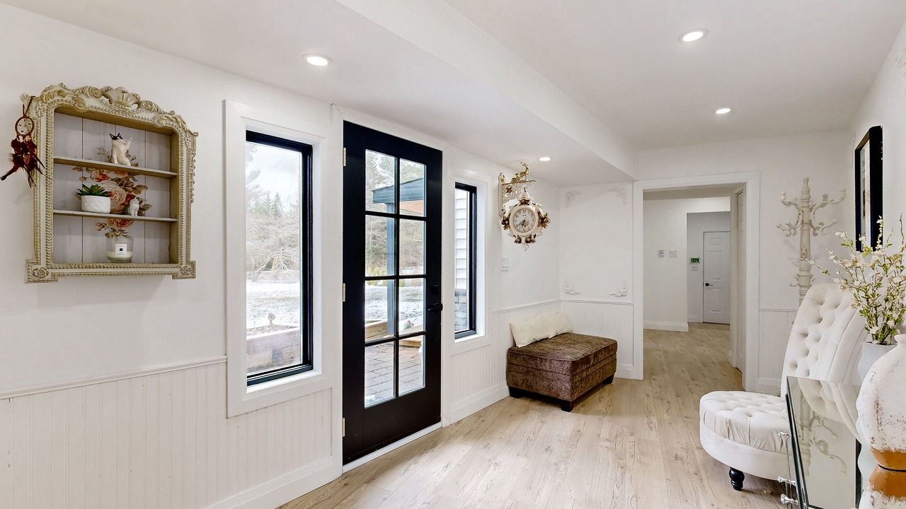 Photo of Livingroom in Springwater