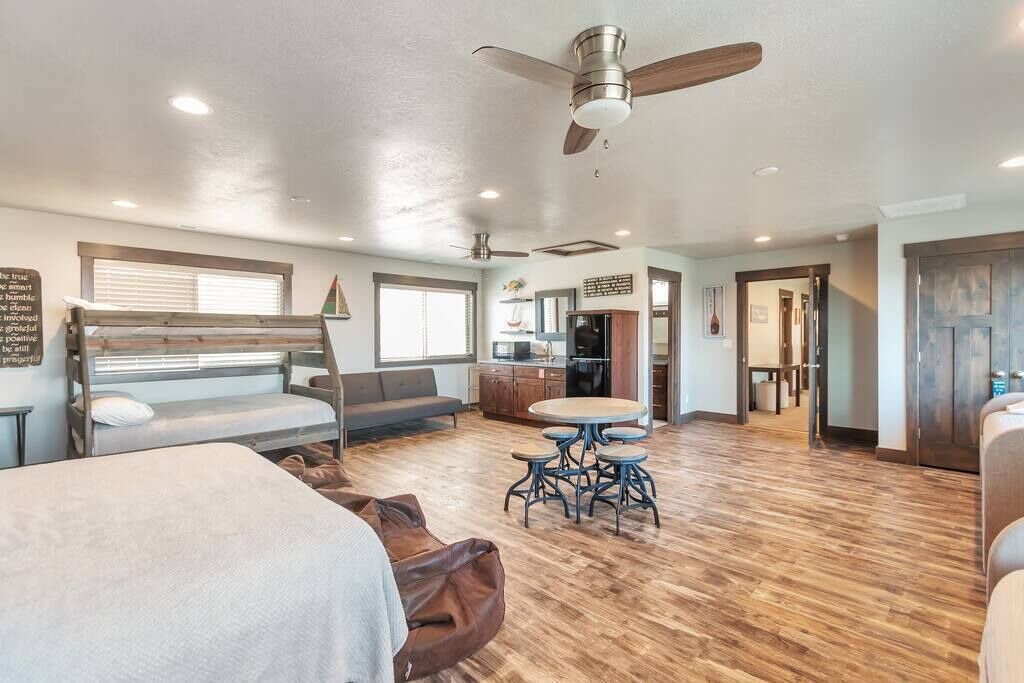 Photo of Bedroom in Sweetwater